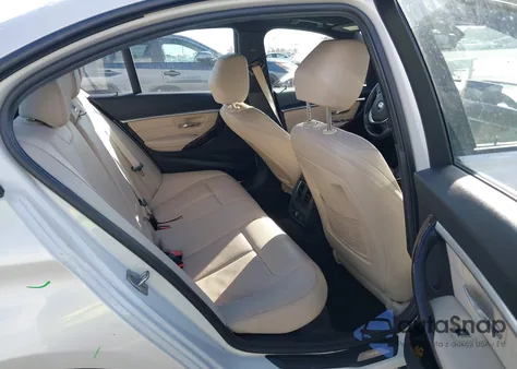 2016 BMW 328I xDrive z USA, uszkodzony, nr VIN WBA8E3G56GNT79636